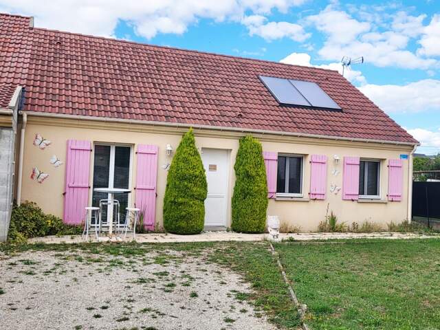 Maison plain-pied 3 chambres, garage et jardin — photo du bien