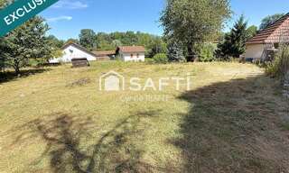 Terrain  915 m² à vendre à Charnècles (38140)