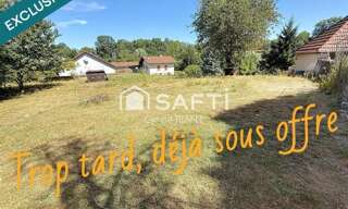 Terrain  915 m² à vendre à Charnècles (38140)