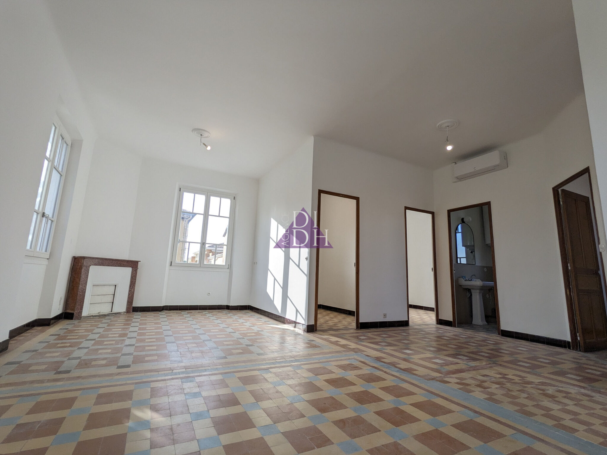 Villa / Maison  T5 à louer Hyères 83400