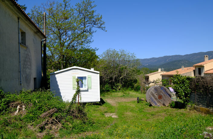 Grambois maison de village sur 1800m2 de terrain — photo 4