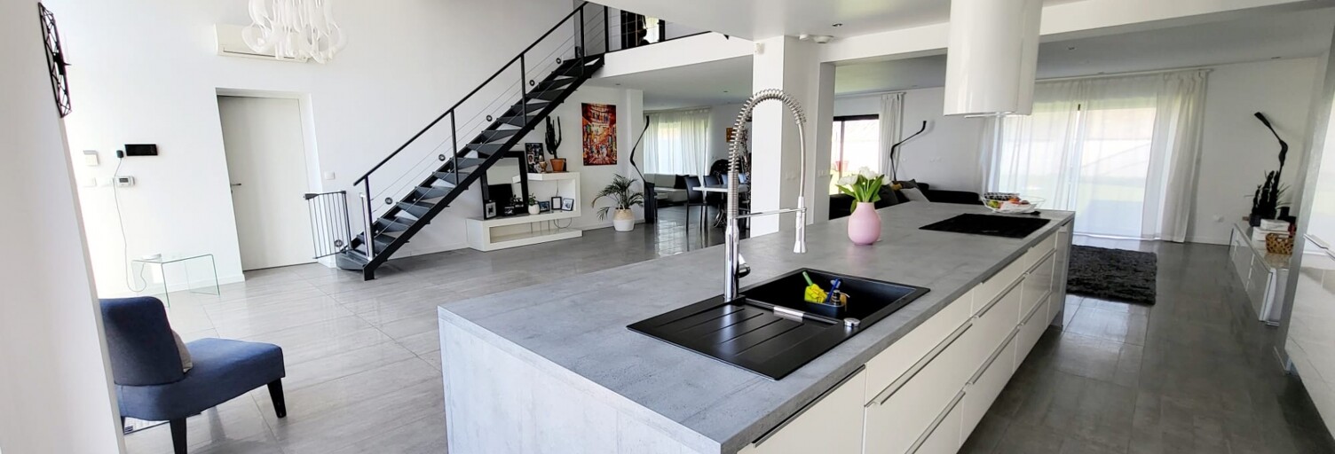 Maison 9 Pièces 376 m² à vendre à Mundolsheim (67450)