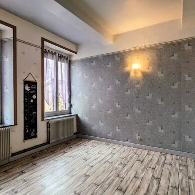 Maison 9 pièces 149000 €