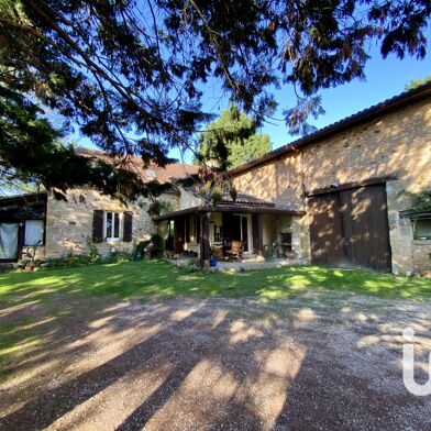 Maison 10 pièces 399800 €