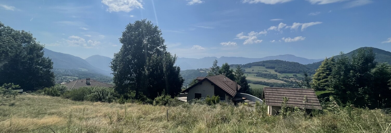 Terrain  780 m² à vendre à Saint-Martin-d'Uriage (38410)