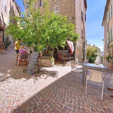 Commerce  110000 €