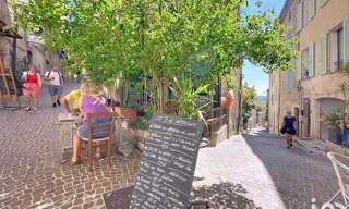 Commerce  74 m² à vendre à Fayence (83440)