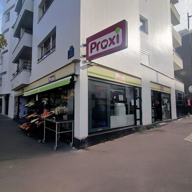 Commerce  399000 €