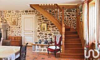 Maison 9 Pièces 220 m² à vendre à Mérinchal (23420)