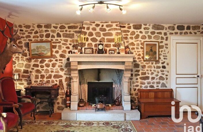 Vente Maison/villa 9 pièces — photo 2