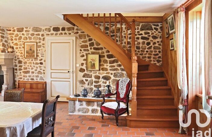 Vente Maison/villa 9 pièces — photo 3
