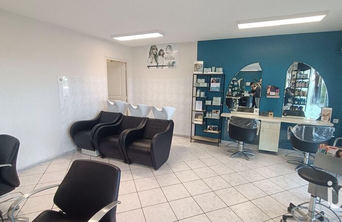 Vente Boutique/Local commercial 80 m&sup2; — photo 2