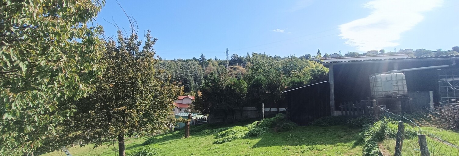 Terrain  1207 m² à vendre à Châteauneuf (42800)