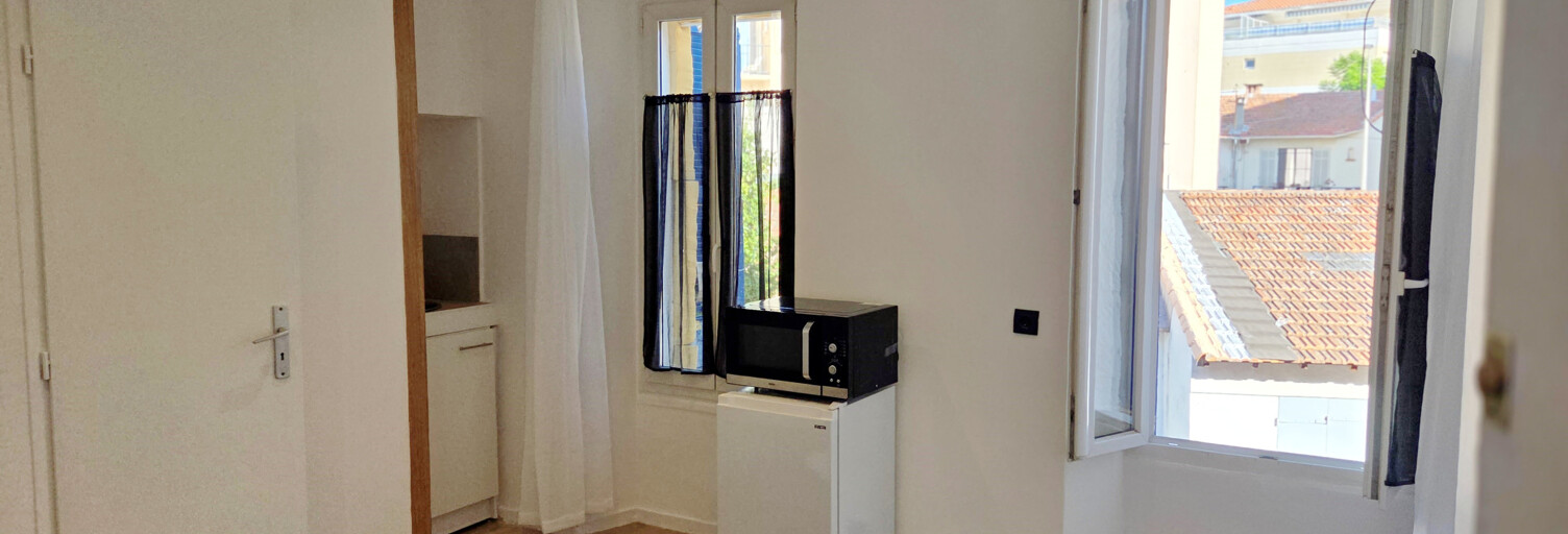 Appartement 1 Pièce 15 m² à louer à Cannes (06150)