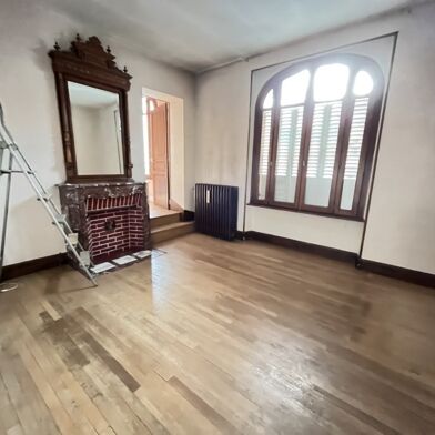 Maison 4 pièces 77420 €