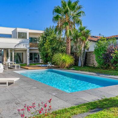 Maison 6 pièces 799000 €