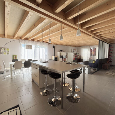 Maison 7 pièces 330000 €