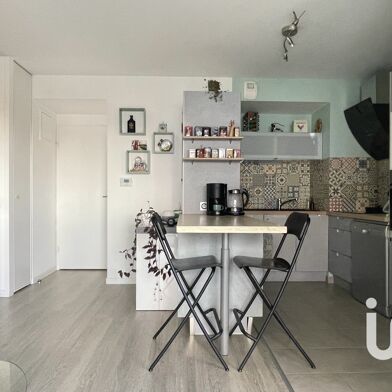 Appartement 3 pièces 220000 €