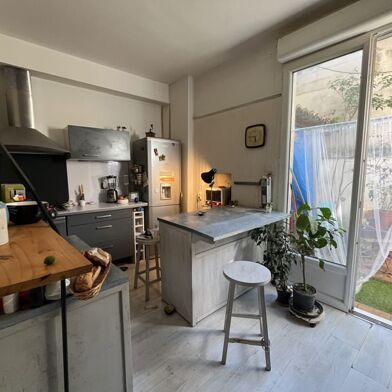 Maison 6 pièces 77400 €