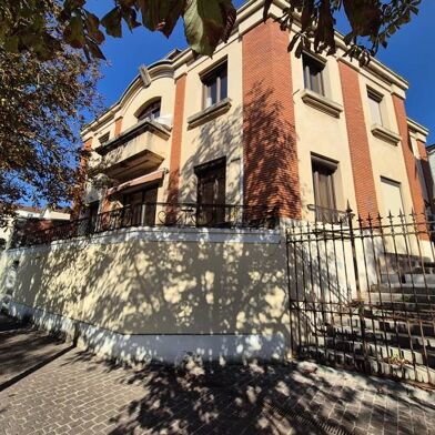 Maison 7 pièces 337920 €