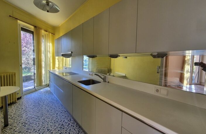 Vente maison 7 pièces 180 m² Cahors (46000) — photo 2