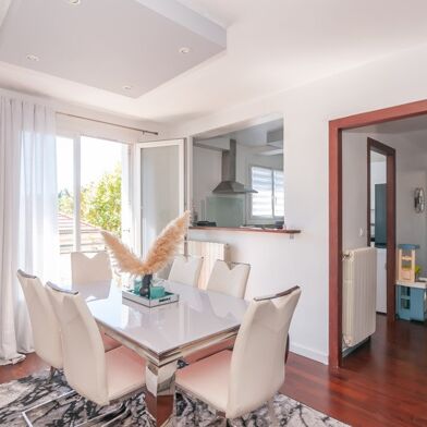 Appartement 4 pièces 171350 €