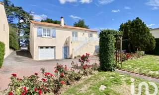 Maison 6 Pièces 145 m² à vendre à La Châtaigneraie (85120)