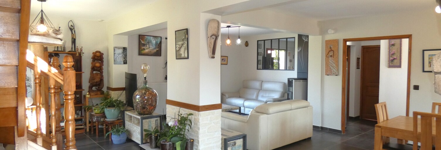 Maison 7 Pièces 180 m² à vendre à Civry-la-Forêt (78910)