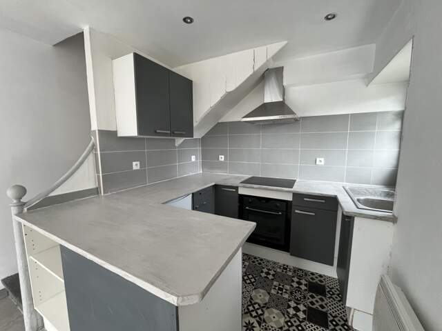 Maison de ville de 2 pièces principales — photo du bien