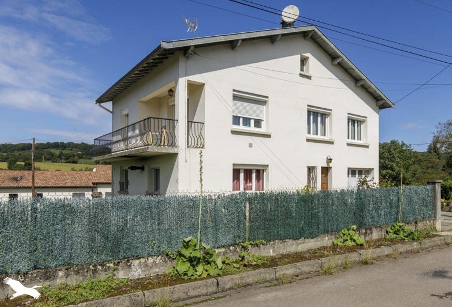 Vente maison 7 pièces 135 m² Montjoie-en-Couserans (09200) — photo 1
