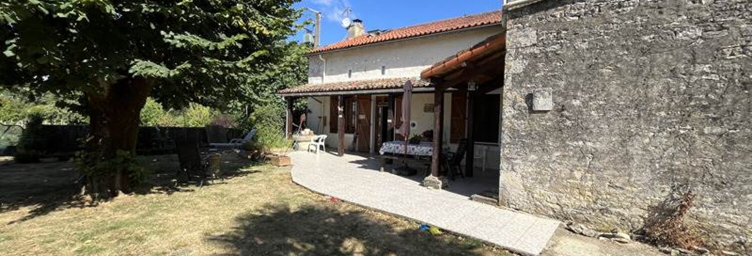 Maison 4 Pièces 128 m² à vendre à Les Adjots (16700)