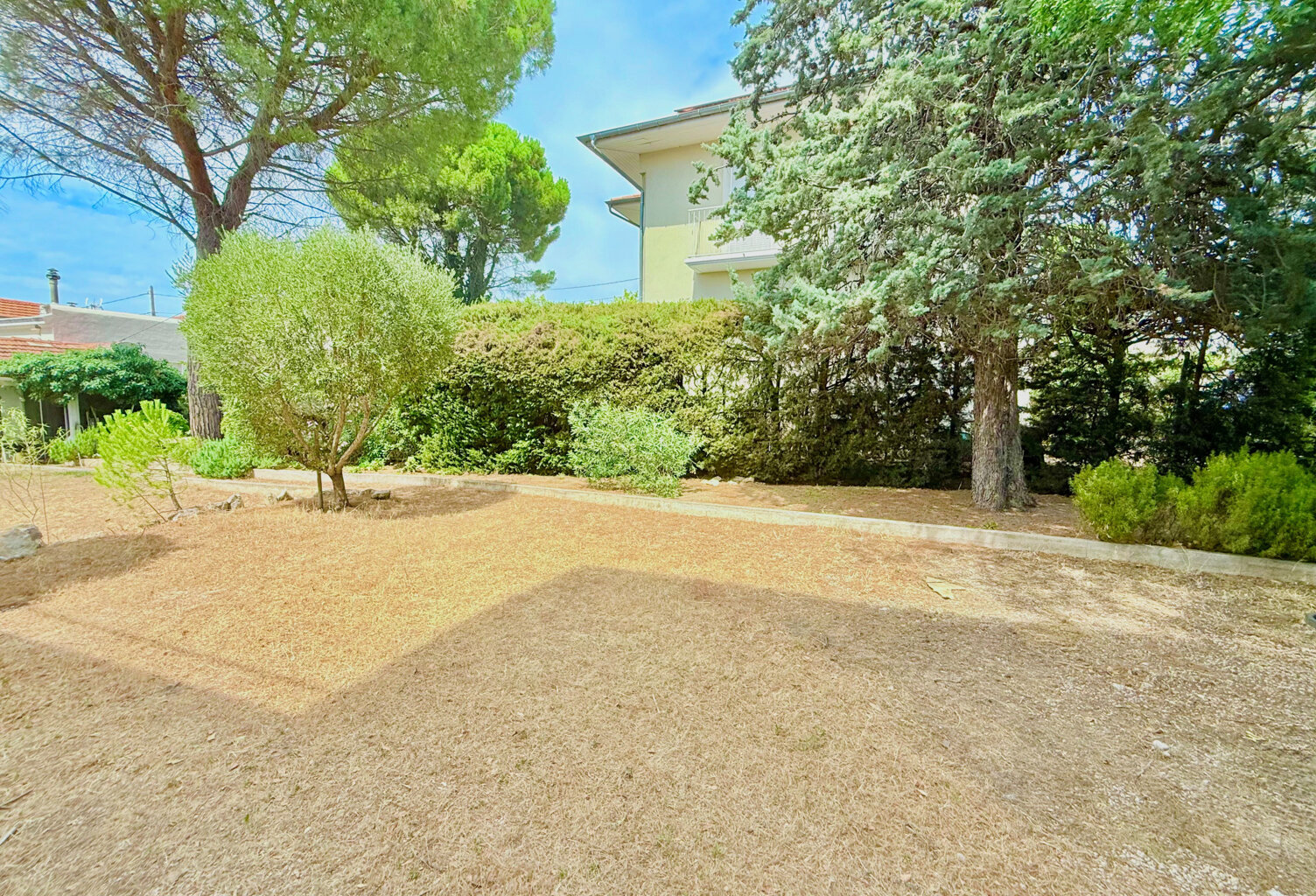Belle Maison T7 130m2+Studio 36m2 — photo 1
