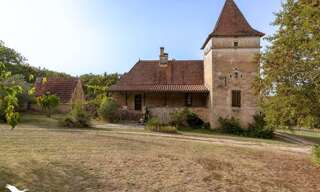 Maison 19 Pièces 727 m² à vendre à Cazals (46250)