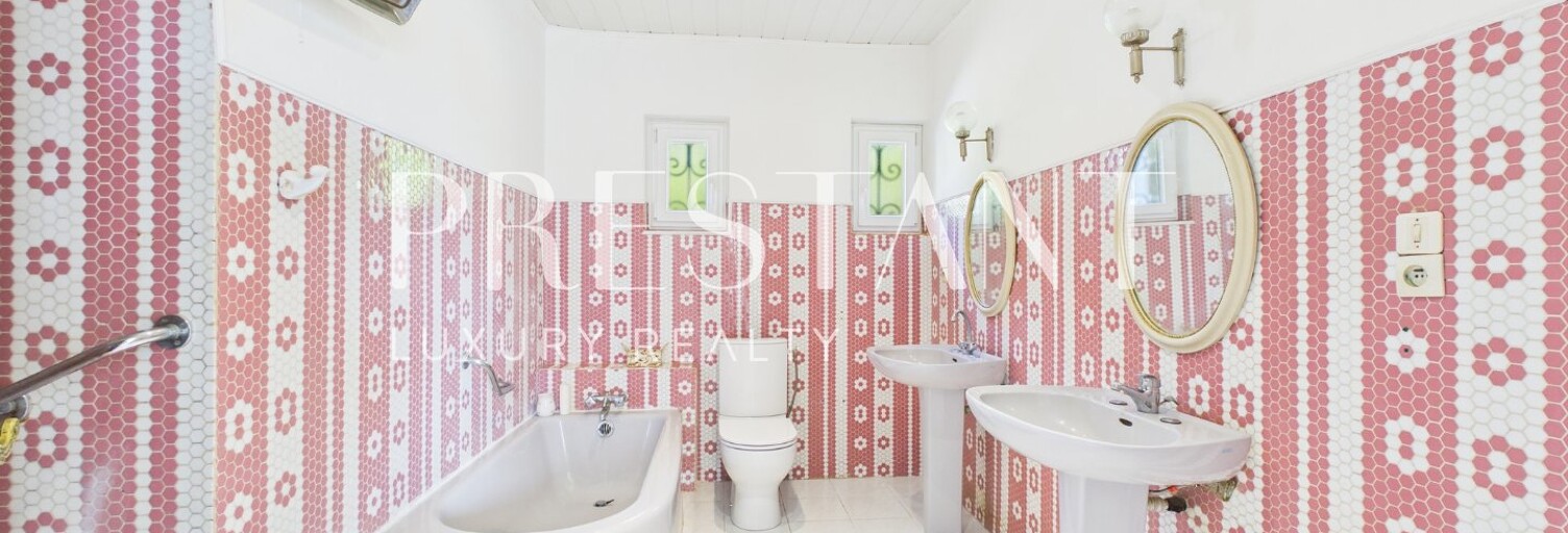 Maison 12 Pièces 255 m² à vendre à Saint-Jean-de-Luz (64500)