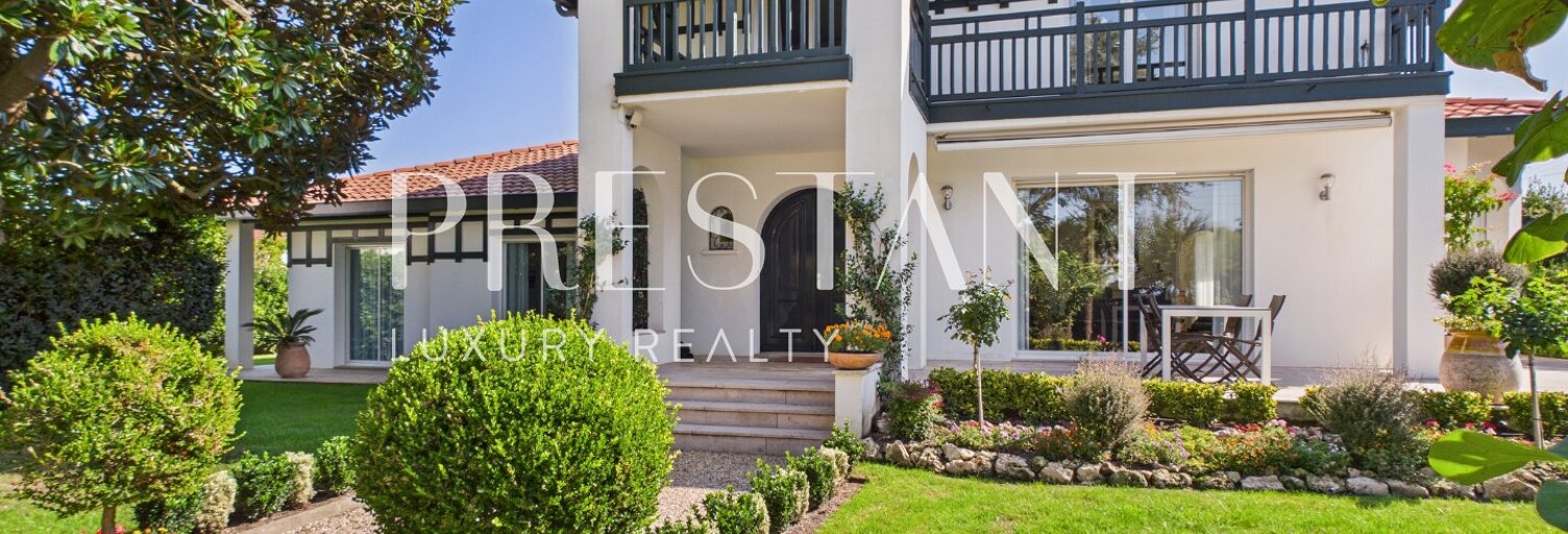 Maison 10 Pièces 281 m² à vendre à Biarritz (64200)