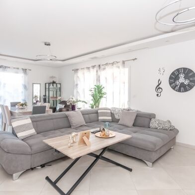 Maison 4 pièces 305000 €