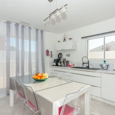 Maison 4 pièces 305000 €