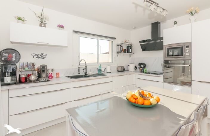 Vente maison 4 pièces 105 m² Béziers (34500) — photo 3