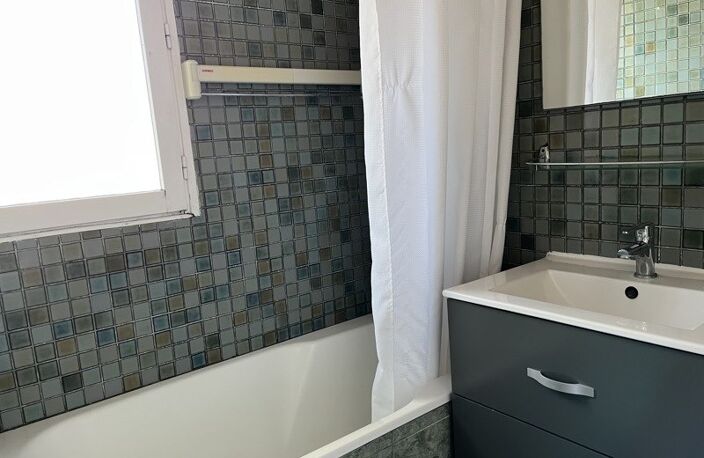 Vente maison 3 pièces 39 m² Saint-Georges-de-Didonne (17110) — photo 4