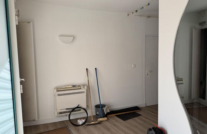 Location commerce  45 m² à Agen (47000) — photo 2