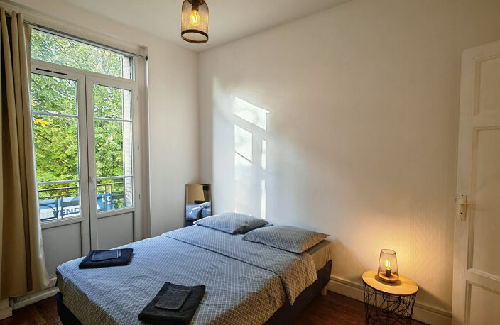 T2 rénové - COEUR DE TROYES - 39m2 — photo 2