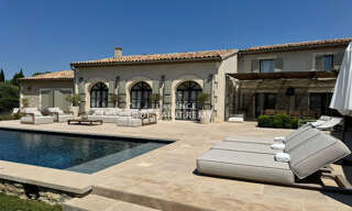 Maison 9 Pièces 405 m² à vendre à Saint-Rémy-de-Provence (13210)