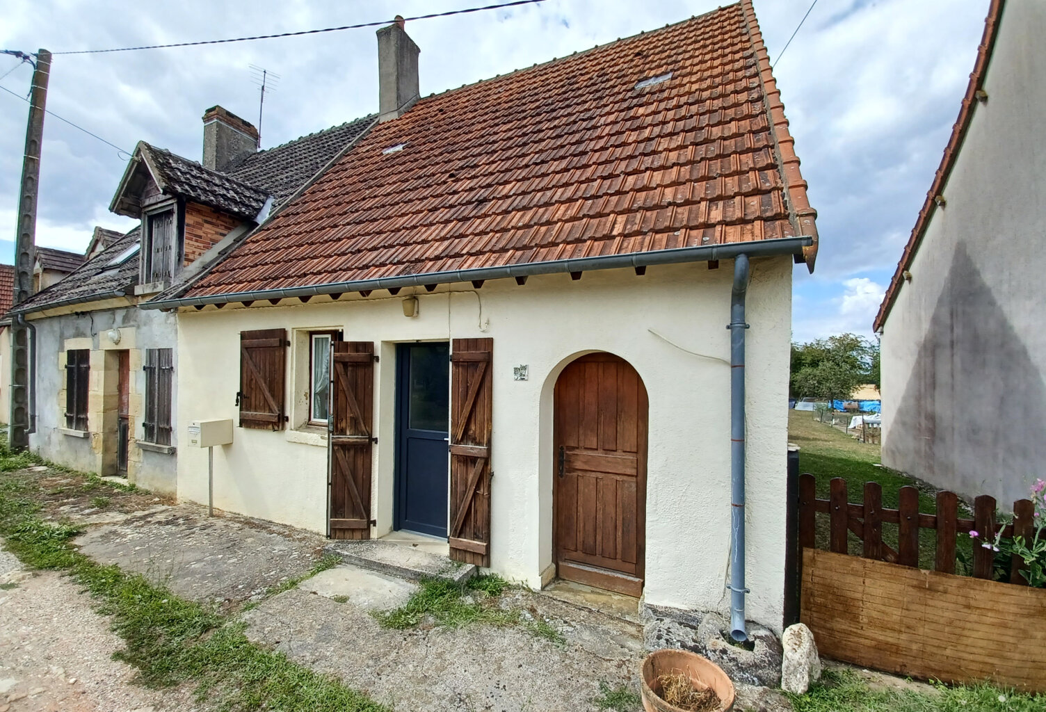 Maison ancienne d'env 54m2 hab avec jardin d'env 400m2, env — photo 1