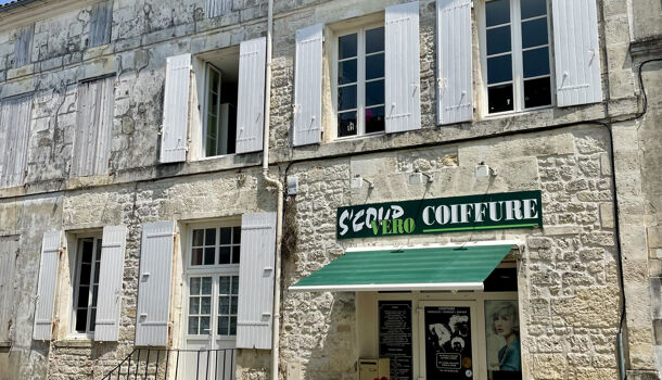 Local commercial 5 pièces  à vendre Saint-Savinien 17350