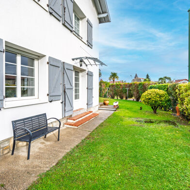 Maison 5 pièces 395000 €