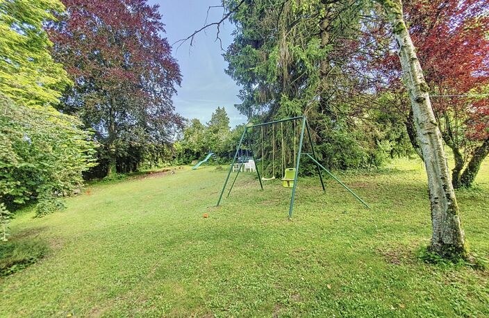 Terrain arboré 767m² — photo 2