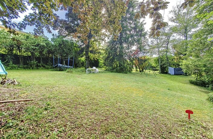 Terrain arboré 767m² — photo 3
