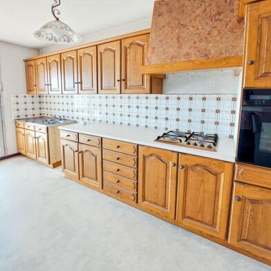 Appartement 4 pièces 181800 €