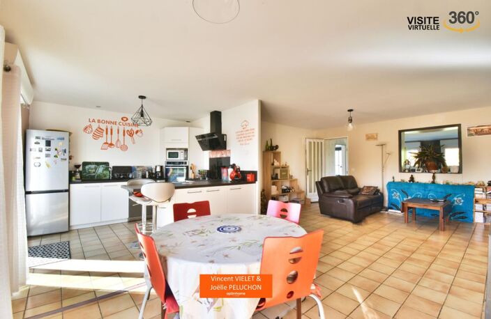 À vendre – Au calme, maison familiale traditionnelle 4 chambres + bureau sur terrain de 1 550 m² piscinable — photo 4