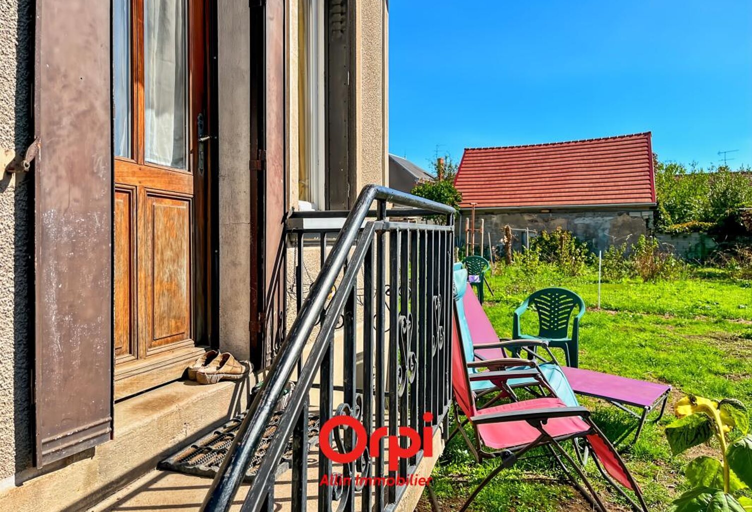 VENTE : maison 2 pièces (45 m²) à MONTMARAULT — photo 1